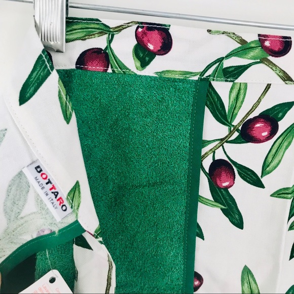 NWT Italian Apron & 2 Potholders - Picture 4 of 6